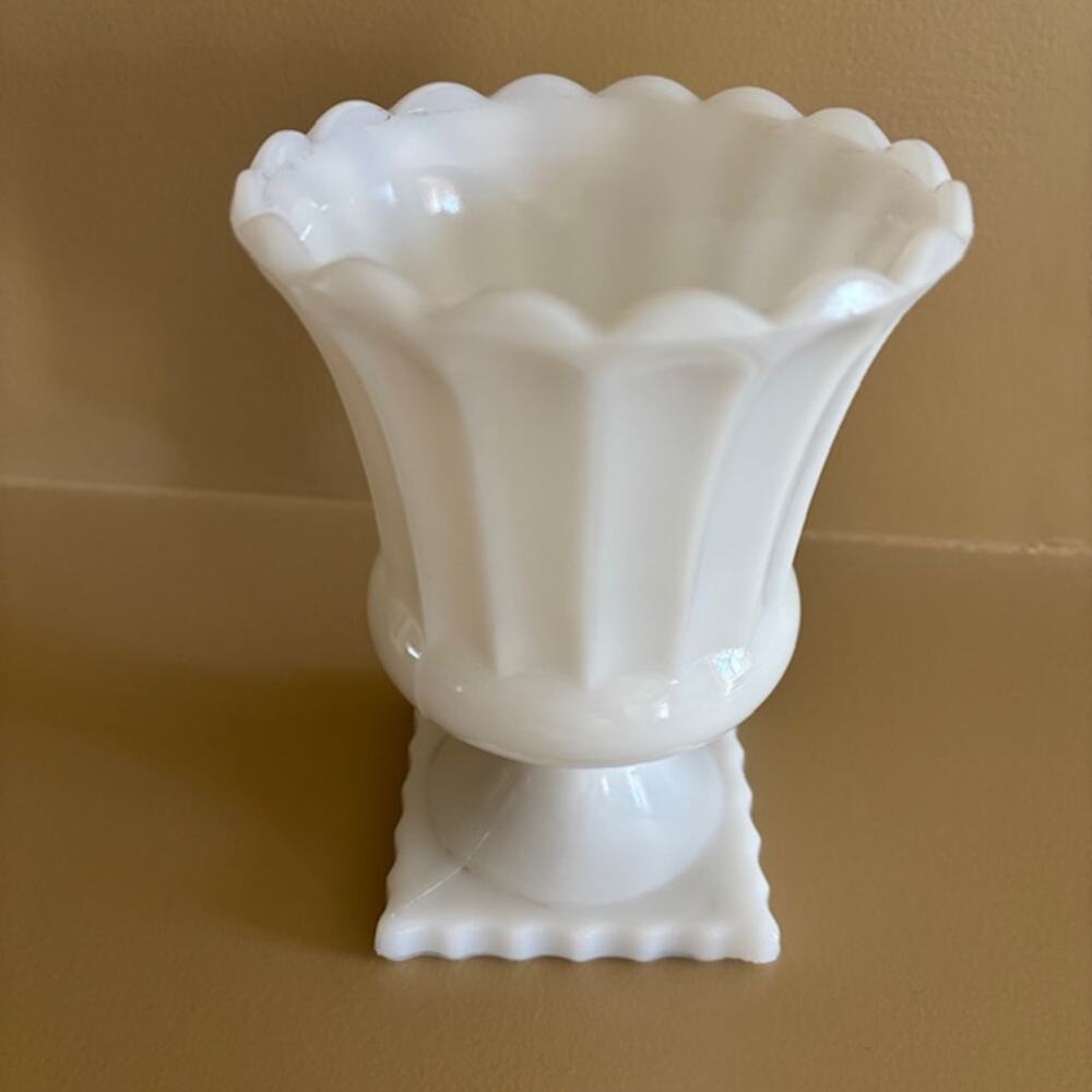 Vintage White Milk Glass Pedestal Fluted Urn Vase - Picture 4 of 4